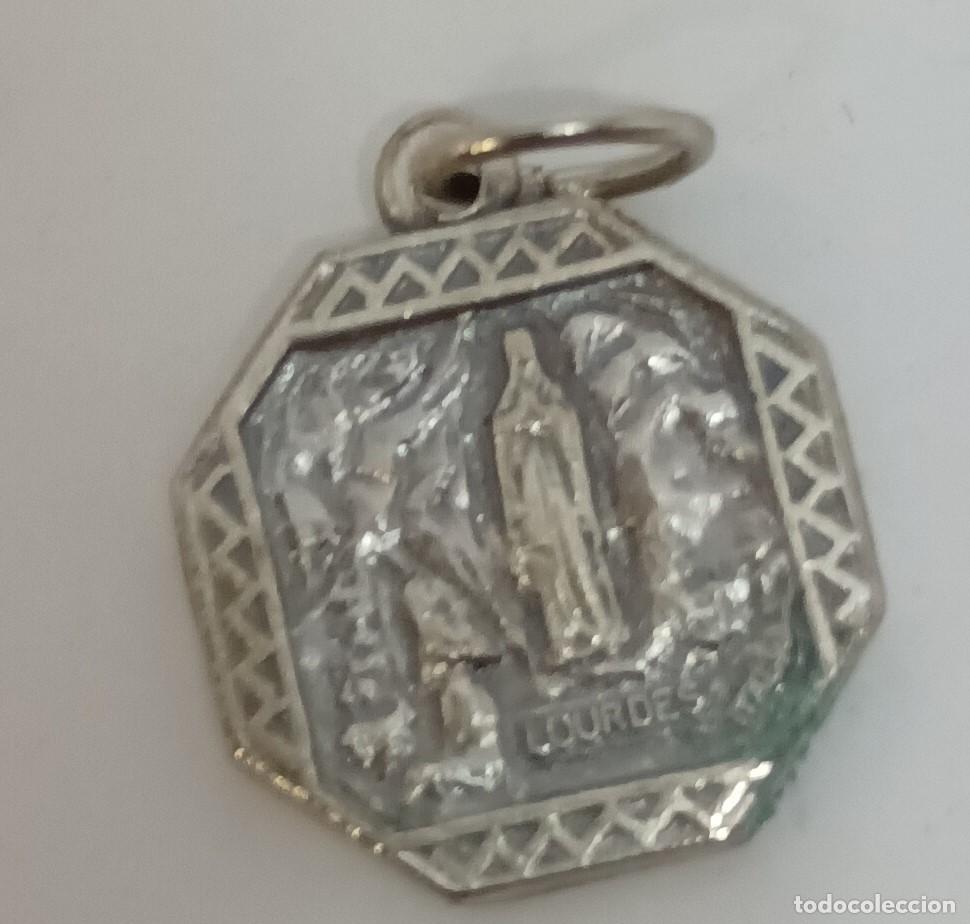 Antig&uuml;edades: MEDALLA DE LA VIRGEN DE F&Aacute;TIMA PLATEADA - Foto 2