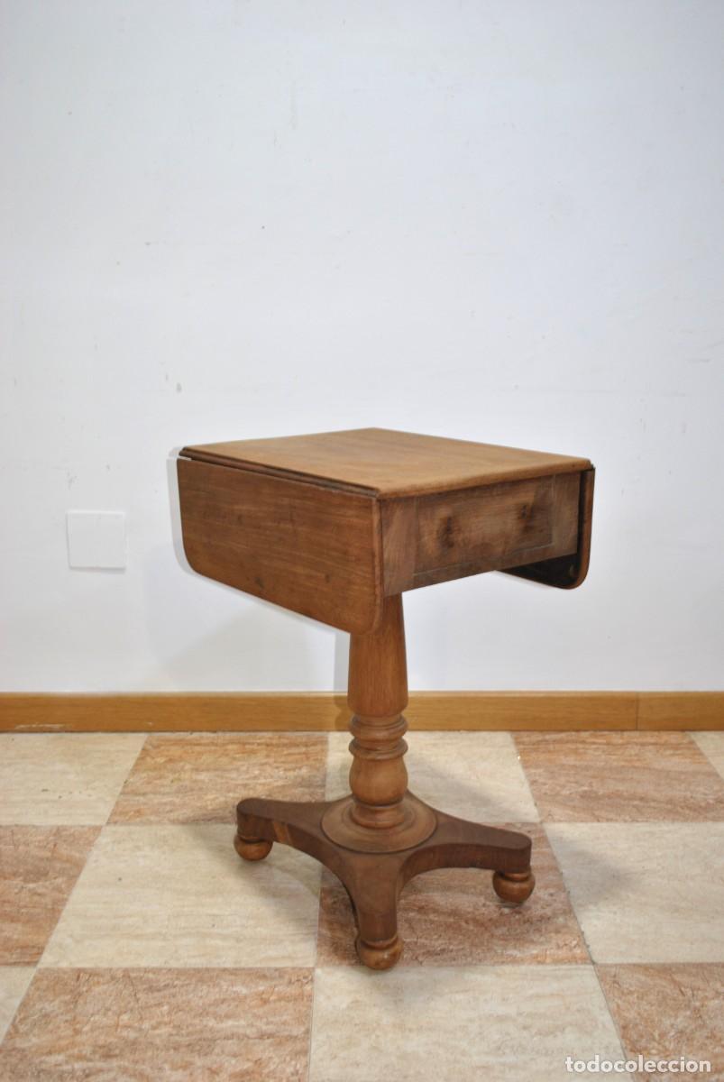 Antig&uuml;edades: MESA AUXILIAR CON ALAS EXTENSIBLES - Foto 2