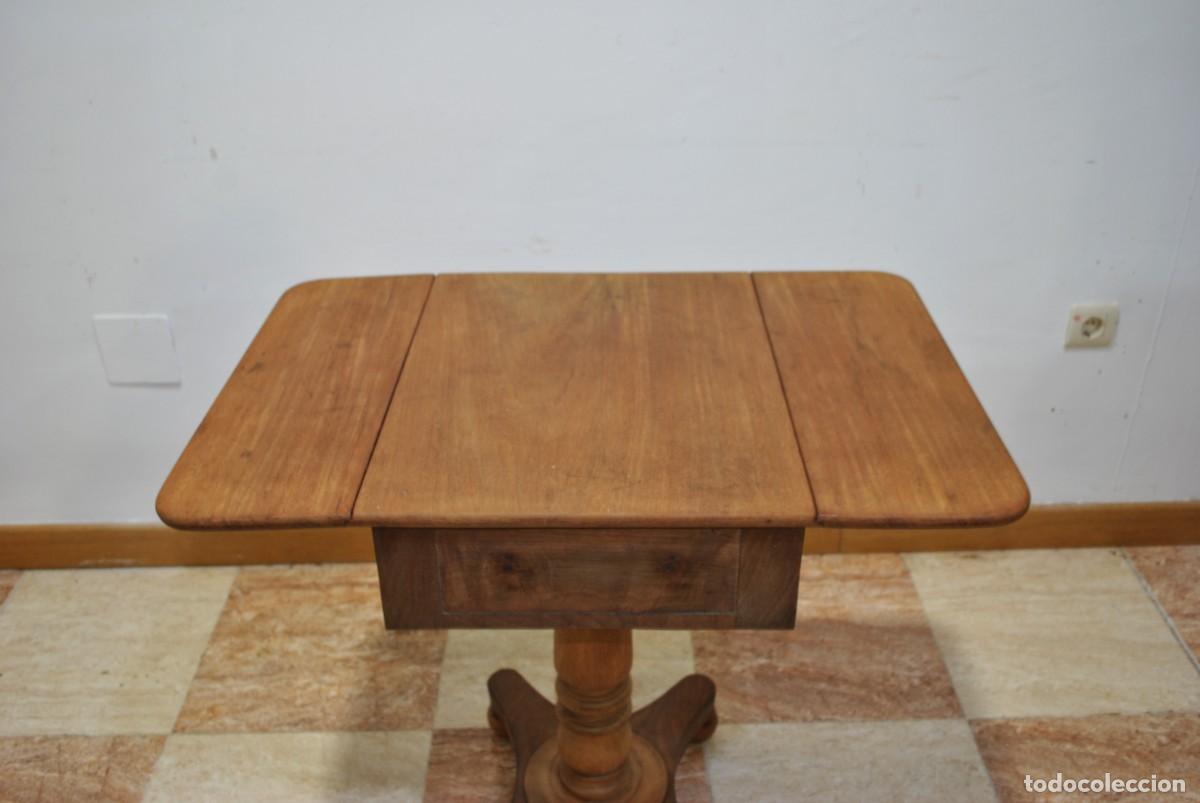 Antig&uuml;edades: MESA AUXILIAR CON ALAS EXTENSIBLES - Foto 4