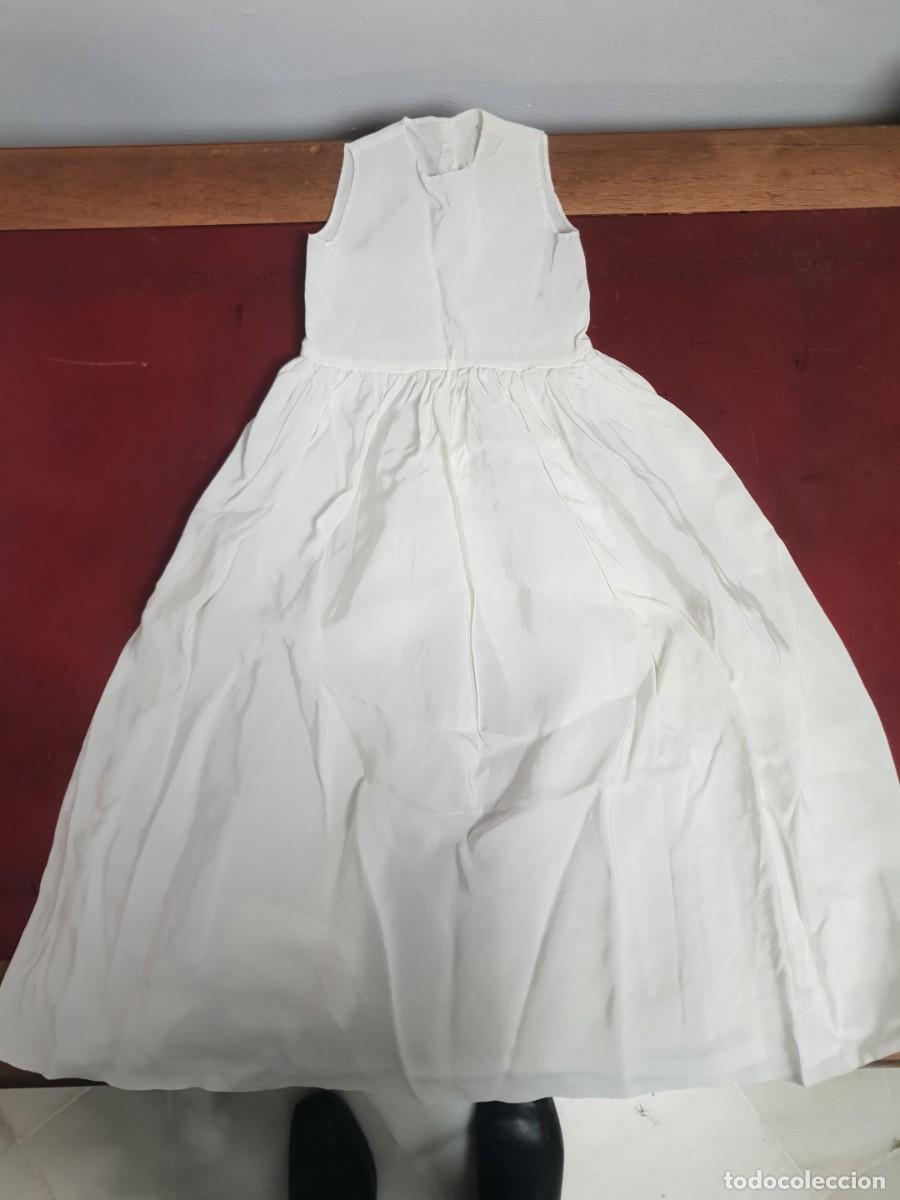 Antig&uuml;edades: Traje antiguo de ni&ntilde;a - Foto 1
