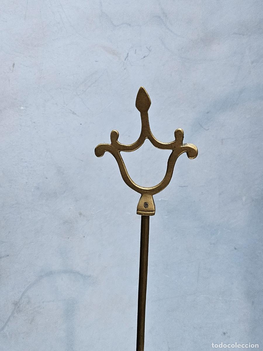 Antig&uuml;edades: velon de metal antiguo - Foto 3