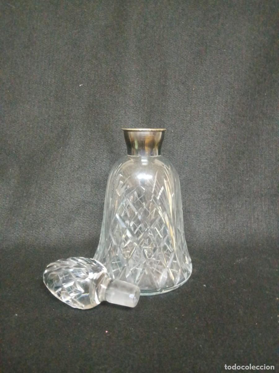 Antig&uuml;edades: LICORERA CRISTAL TALLADO Y PLATA - Foto 2