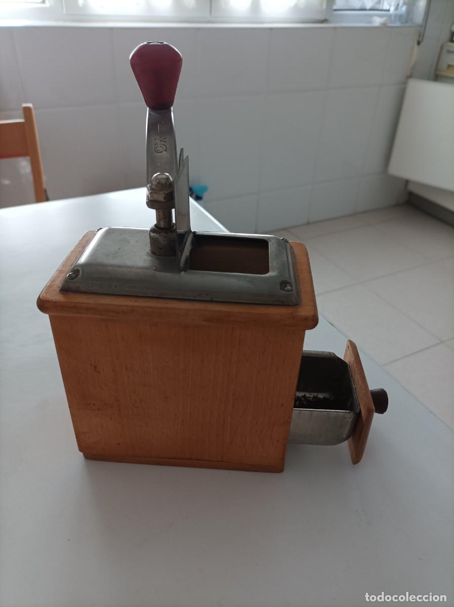 Antig&uuml;edades: Molinillo manual de caf&eacute; Pe De Dienes Mokka - Foto 7