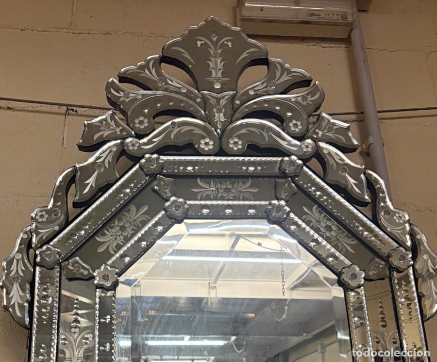 Antig&uuml;edades: Espejo Veneciano con Luna Octogonal - Foto 4