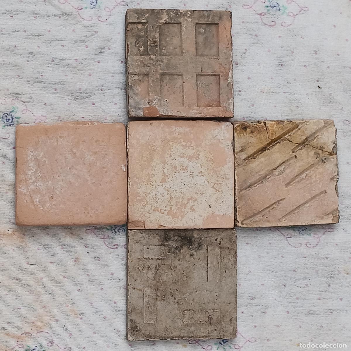 Antig&uuml;edades: LOTE DE CINCO AZULEJOS CERAMICOS ( OLAMBRILLAS ) - Foto 3