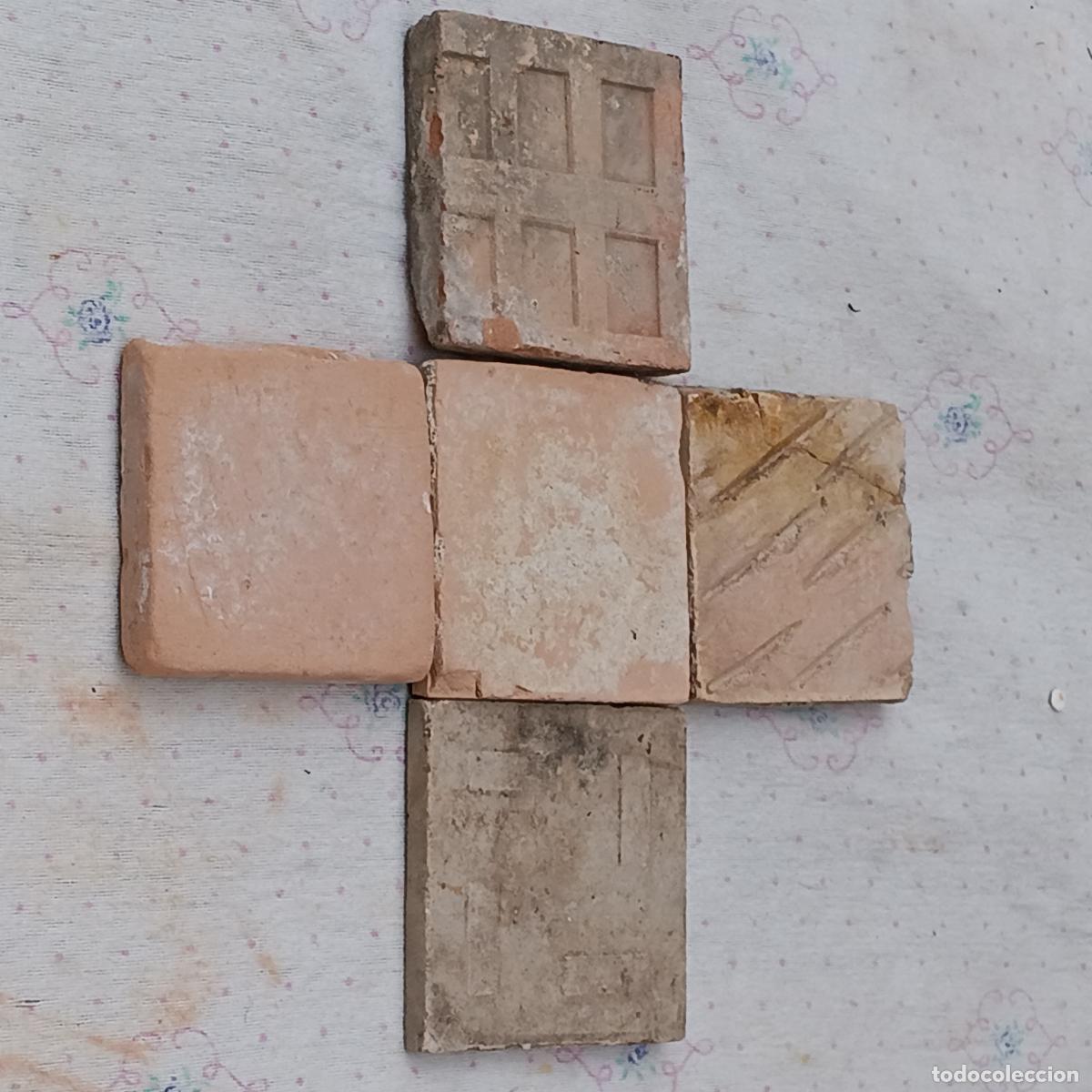 Antig&uuml;edades: LOTE DE CINCO AZULEJOS CERAMICOS ( OLAMBRILLAS ) - Foto 4