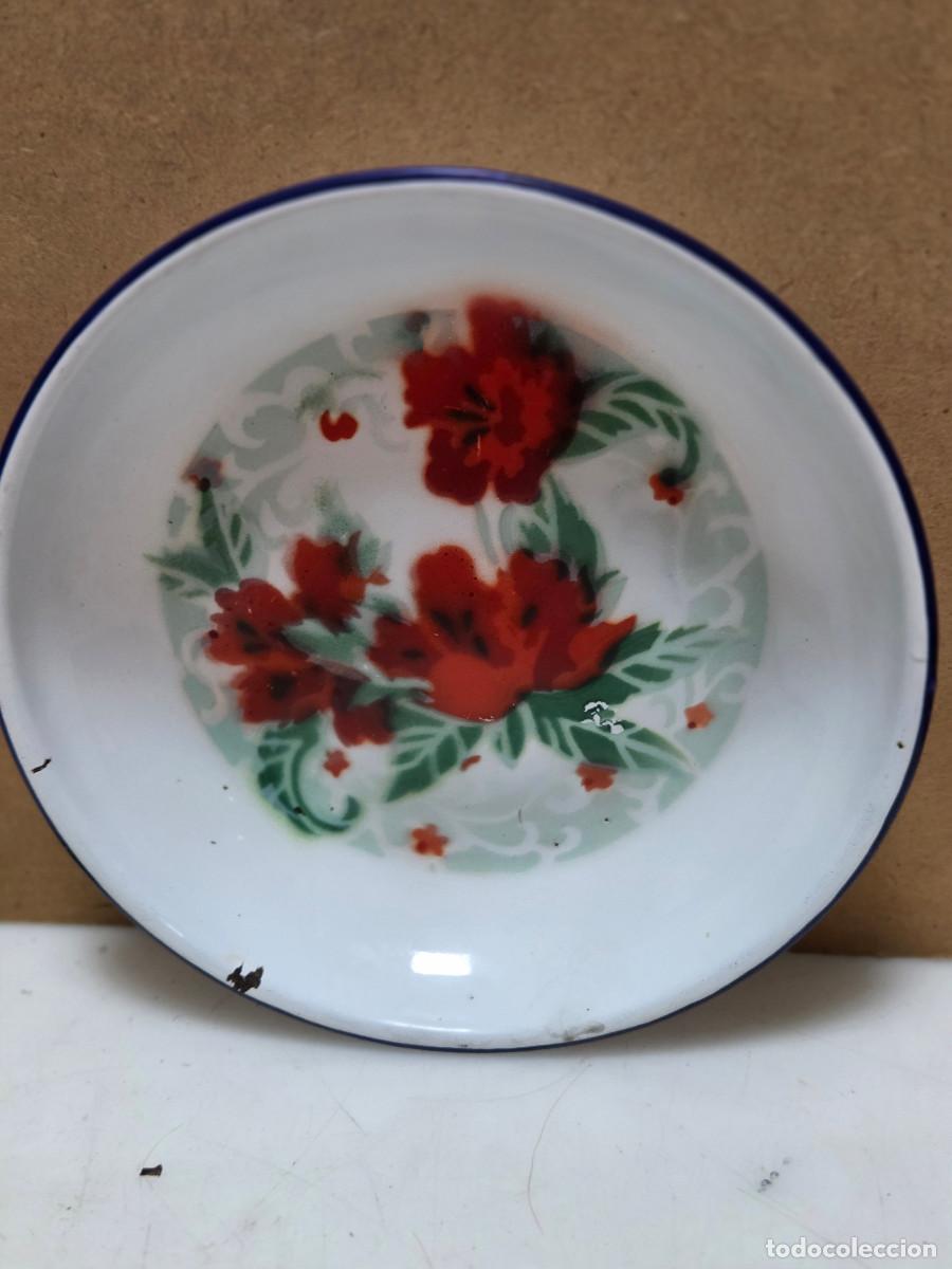 Antig&uuml;edades: plato de laton antiguo - Foto 1