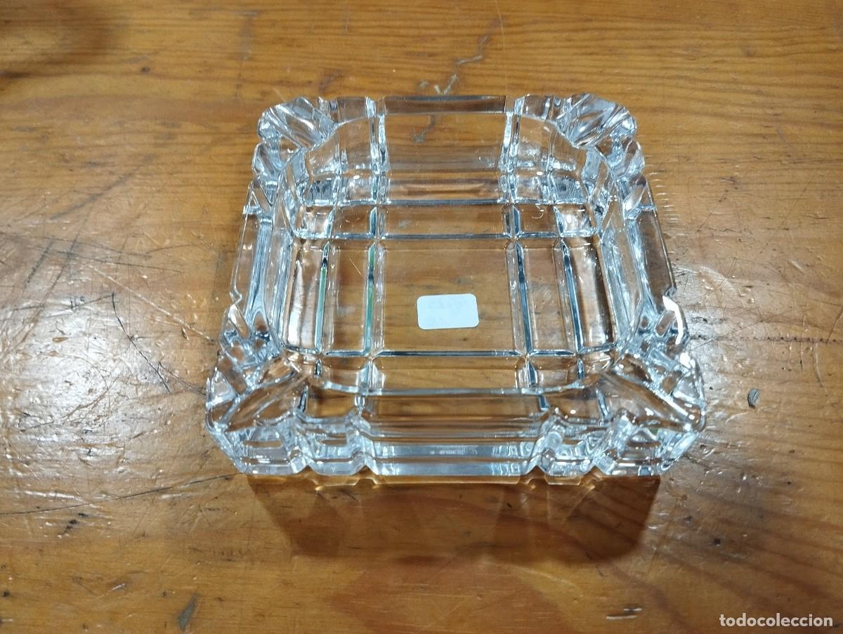 Antig&uuml;edades: CENICERO EN CRISTAL TALLADO. - Foto 1