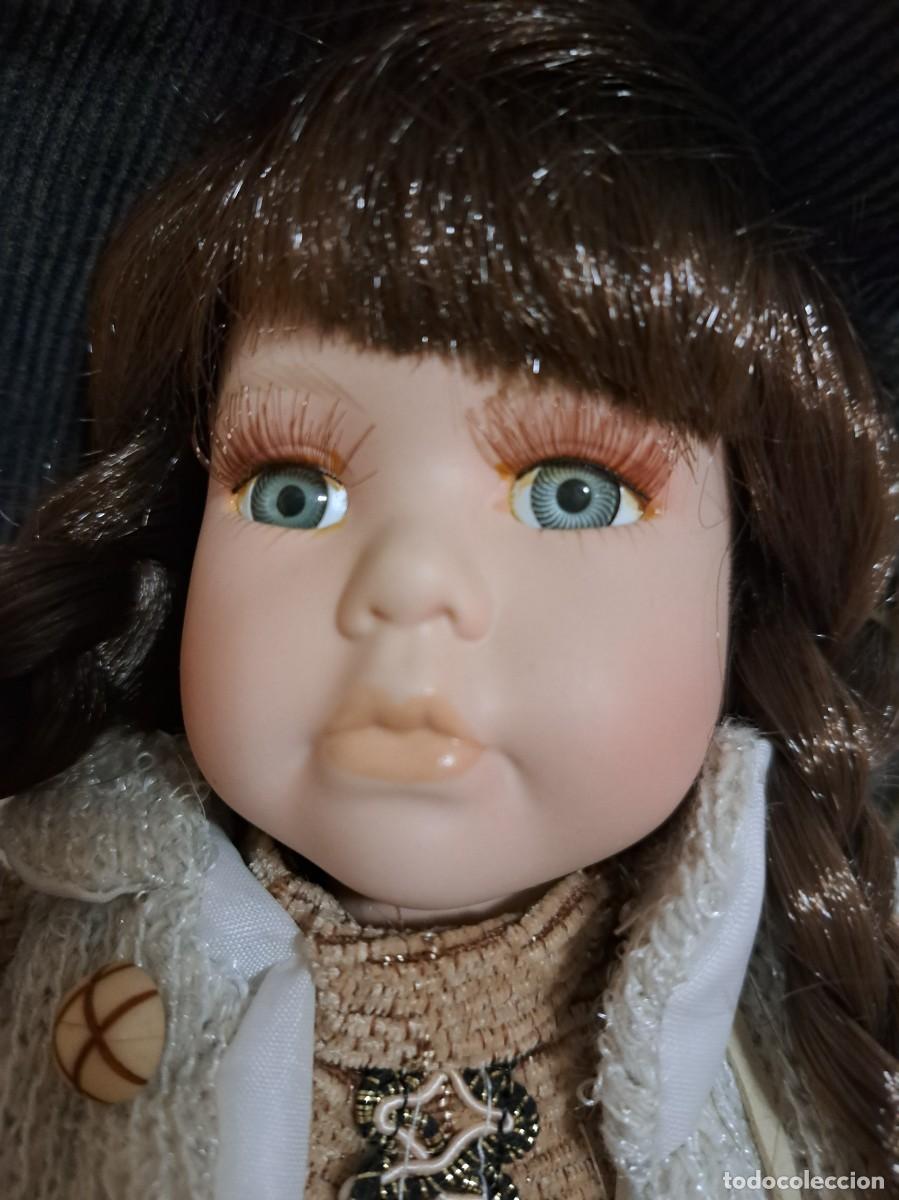 Antig&uuml;edades: Mu&ntilde;eca de porcelana 40 cm - Foto 2