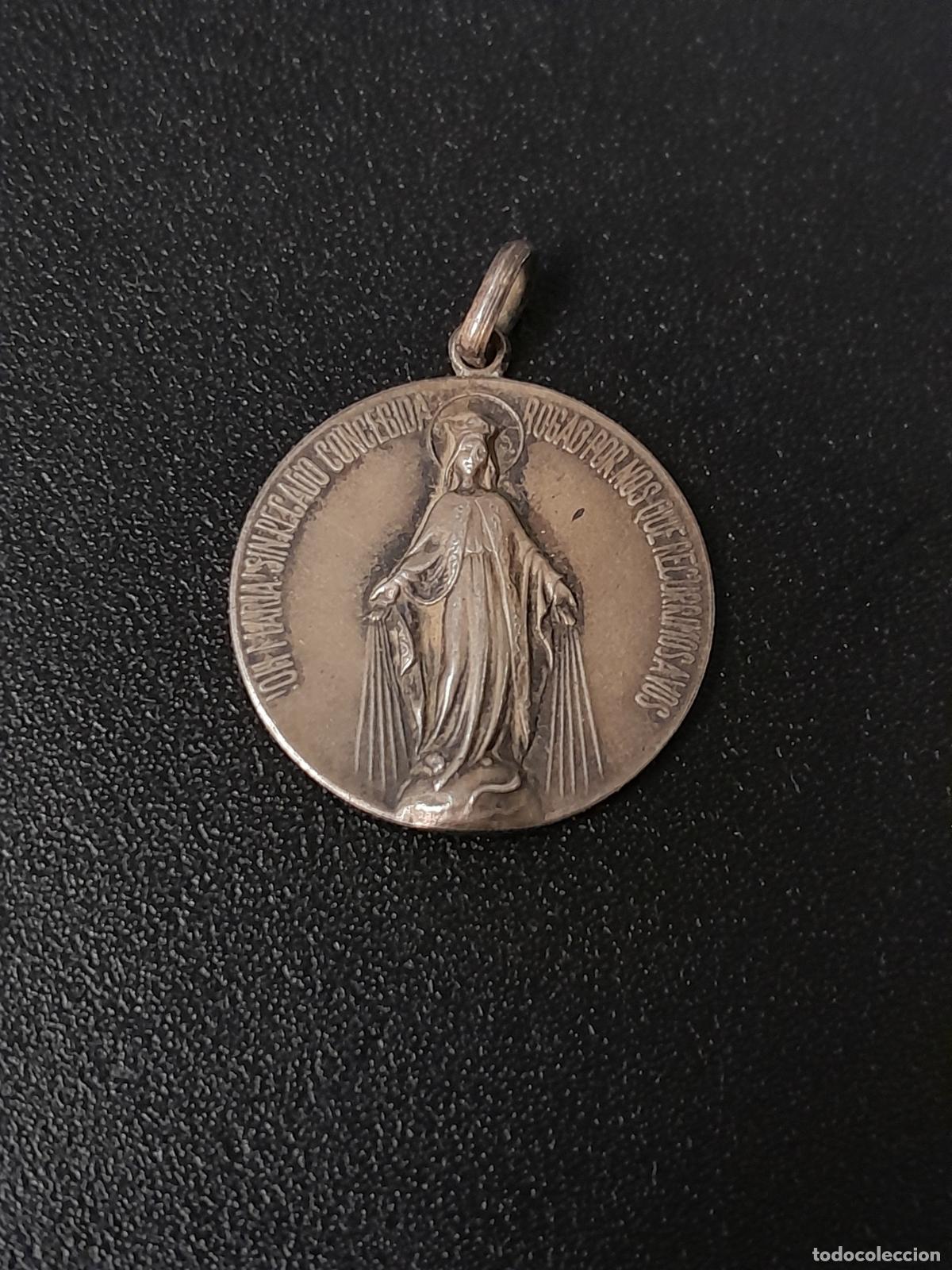 Antiques: M-2177. MEDALLA RELIGIOSA DE PLATA. MEDIADOS S.XX
