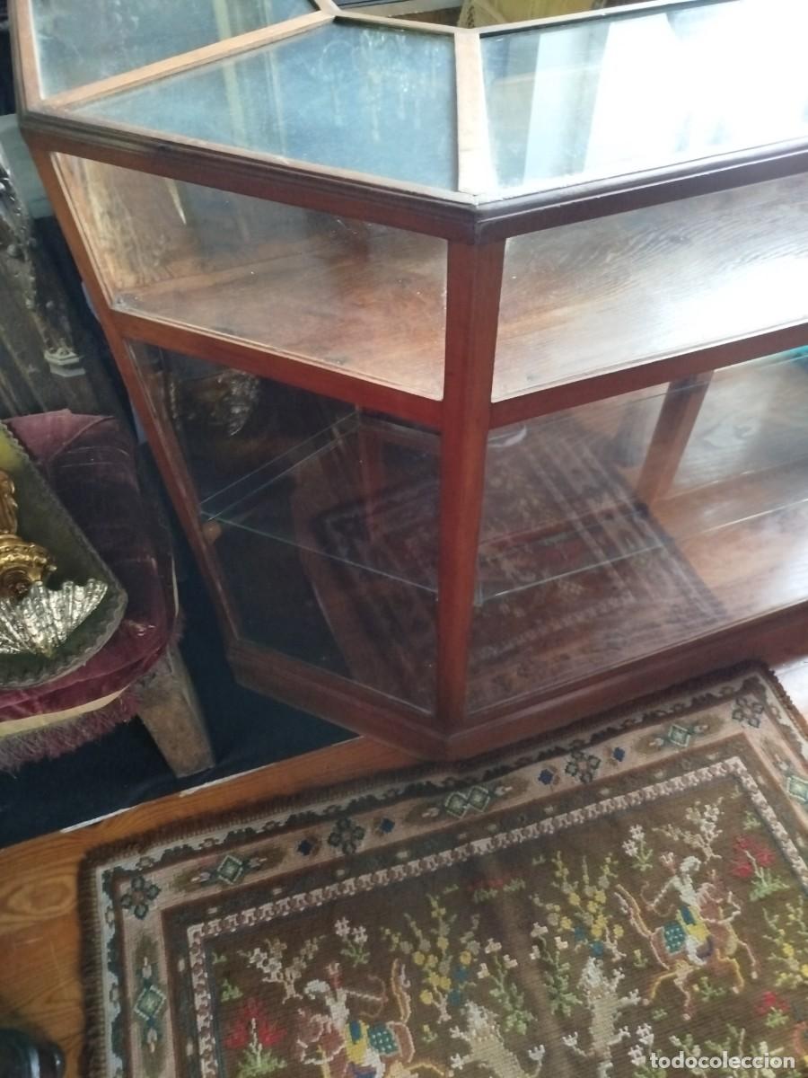 Antig&uuml;edades: MOSTRADOR DE VITRINA - Foto 2