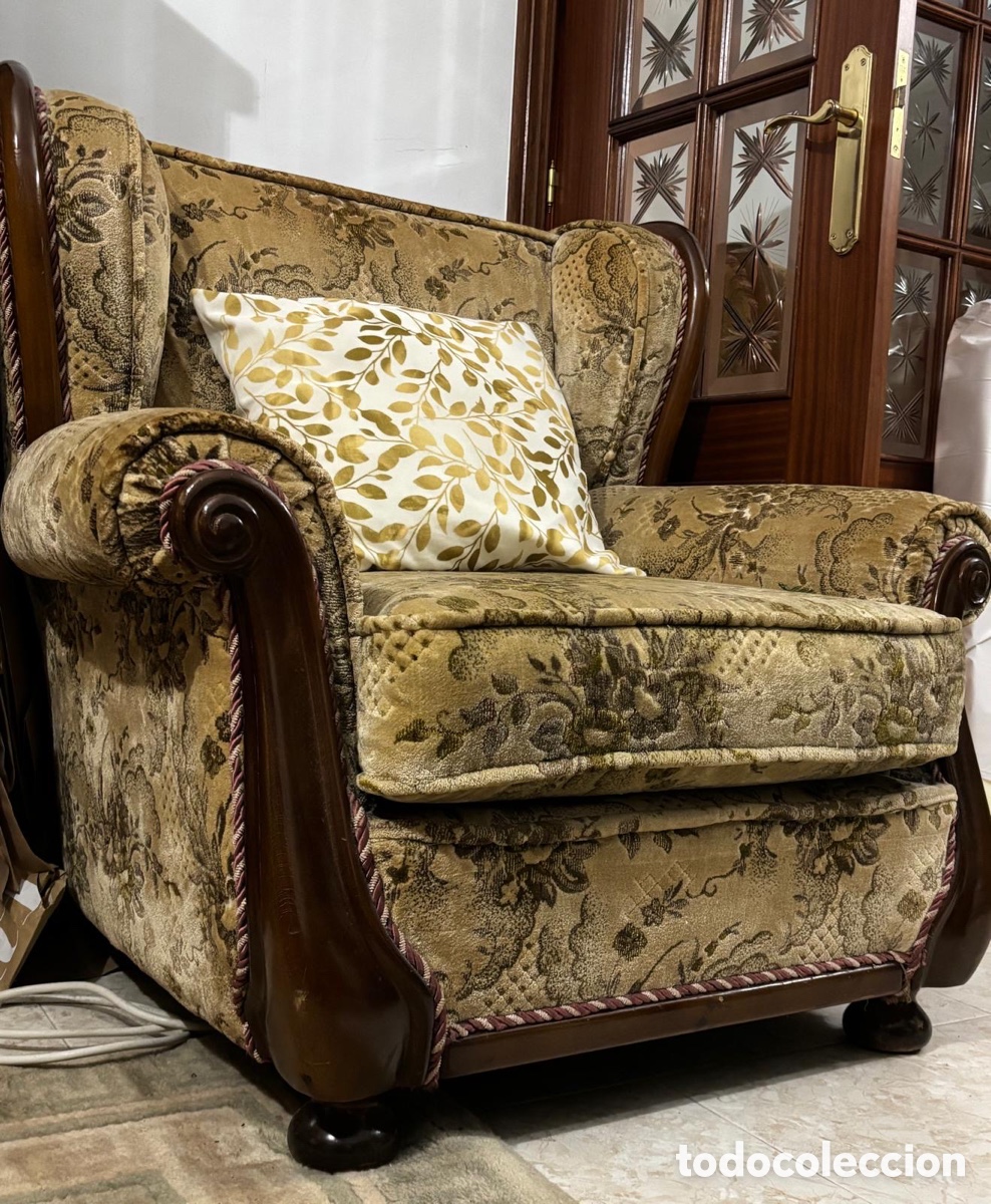 Antig&uuml;edades: Conjunto cl&aacute;sico de sof&aacute;s: 2 butacas + sill&oacute;n de 3 plazas - Foto 1