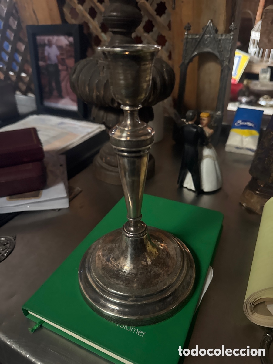 Antig&uuml;edades: Candelabro de una pieza ba&ntilde;ada en plata - Foto 1