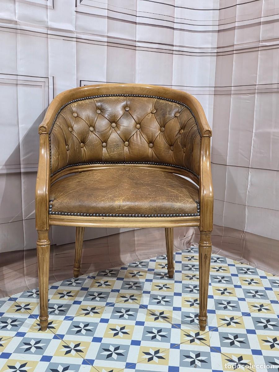 Antig&uuml;edades: Antiguo sill&oacute;n capiton&eacute; - Foto 2