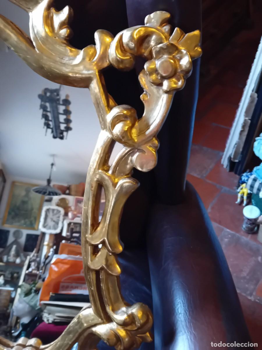 Antig&uuml;edades: Cornucopia talla de pino en pan de oro d&eacute;cada de los 60 - Foto 2