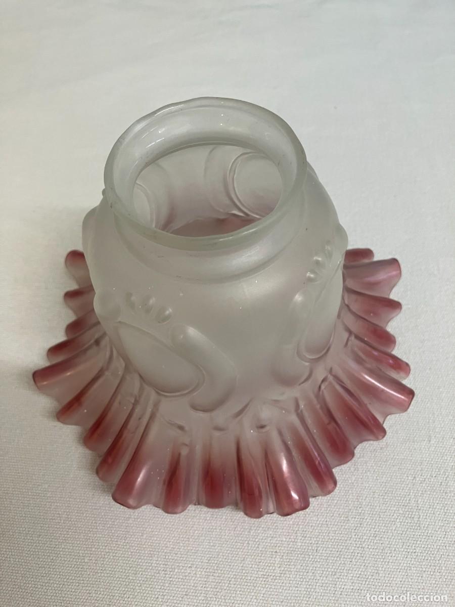 Antig&uuml;edades: Aplique tulipa rosa con base dorada. - Foto 1