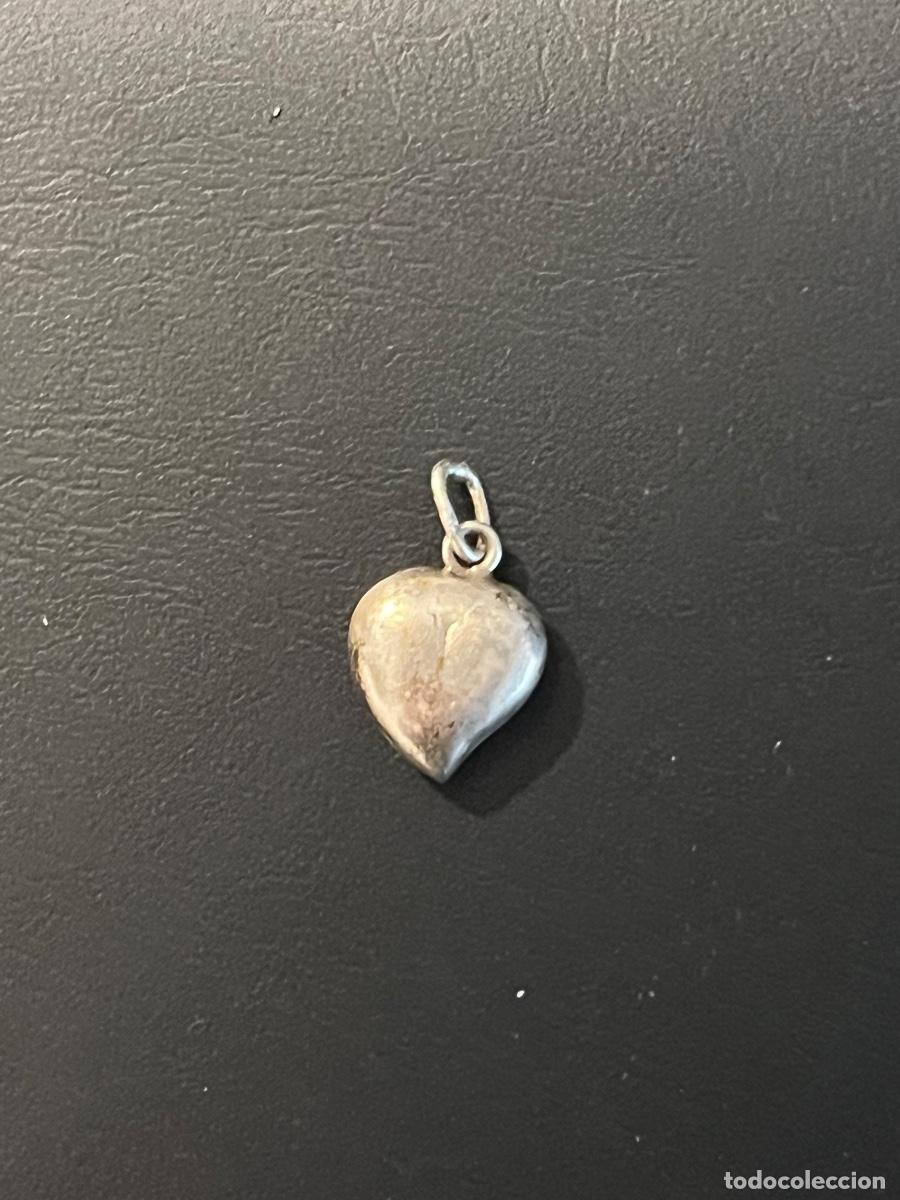 Antig&uuml;edades: MEDALLA CORAZ&Oacute;N DE PLATA - Foto 1
