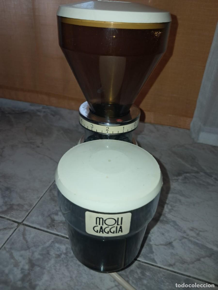 Antig&uuml;edades: Cafetera de moler Caf&eacute; Vintage Moli Gaggia - Foto 1