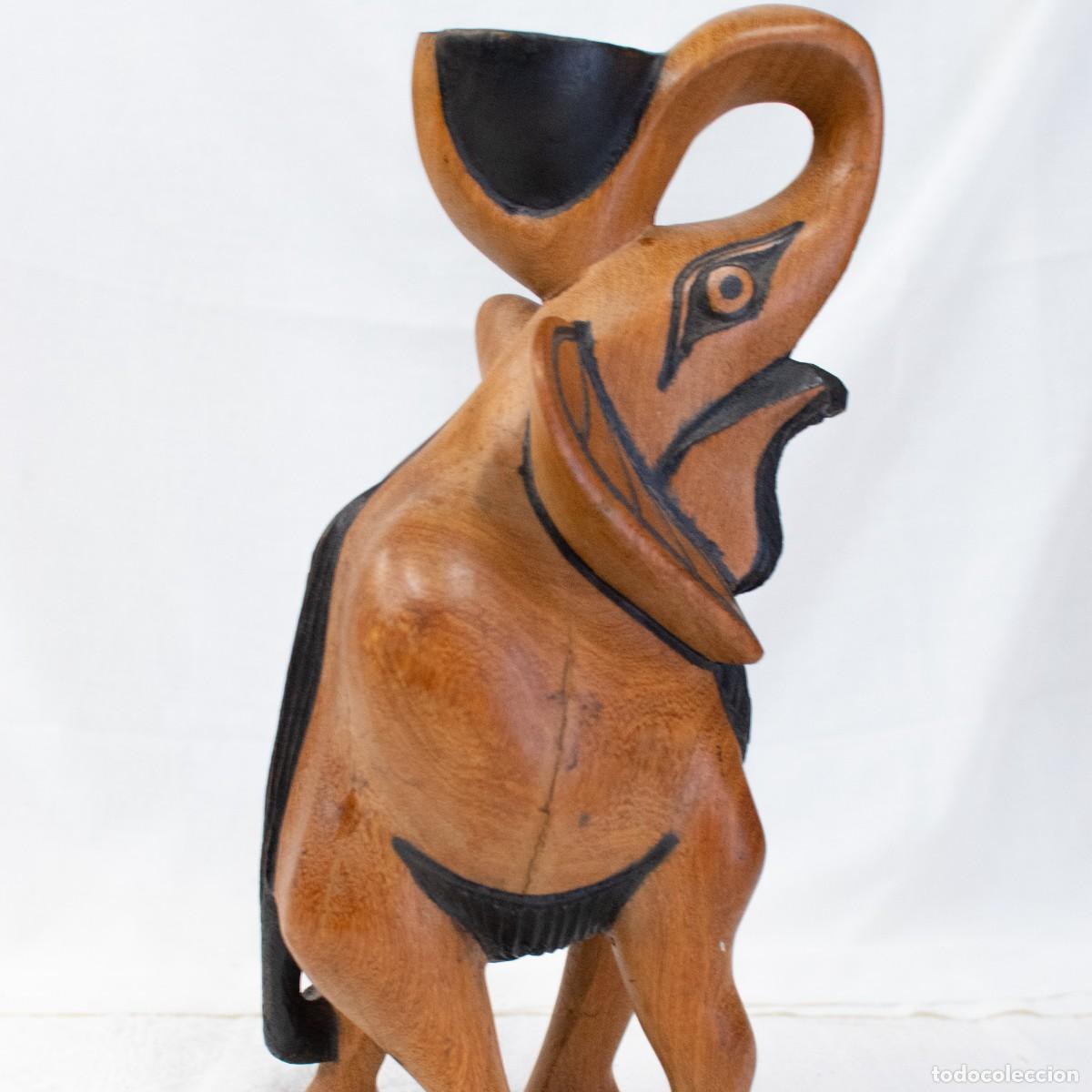 Antig&uuml;edades: Elefante grande de madera tallada - Foto 14