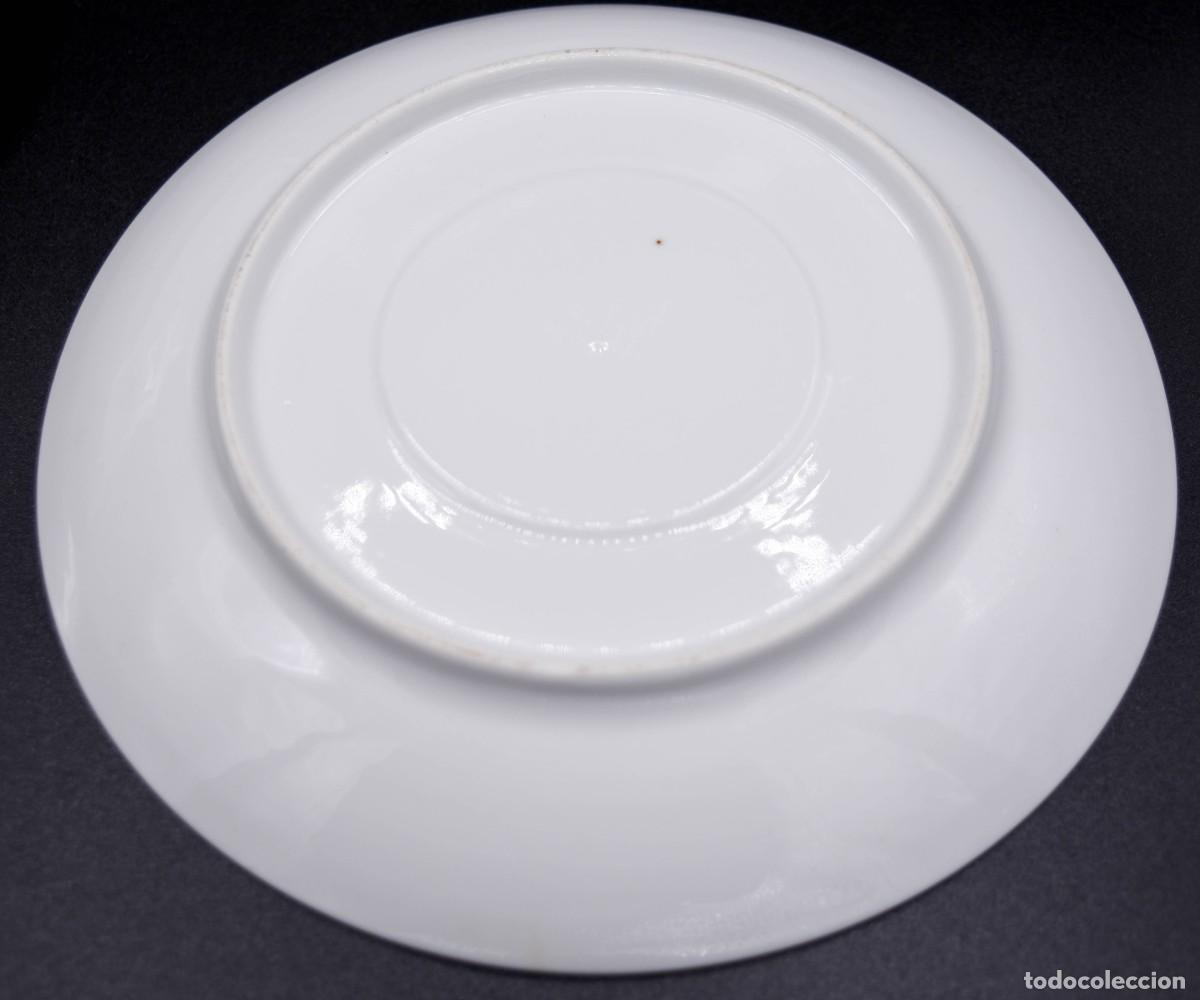 Antig&uuml;edades: Porcelana - Tazas (4) - Foto 12