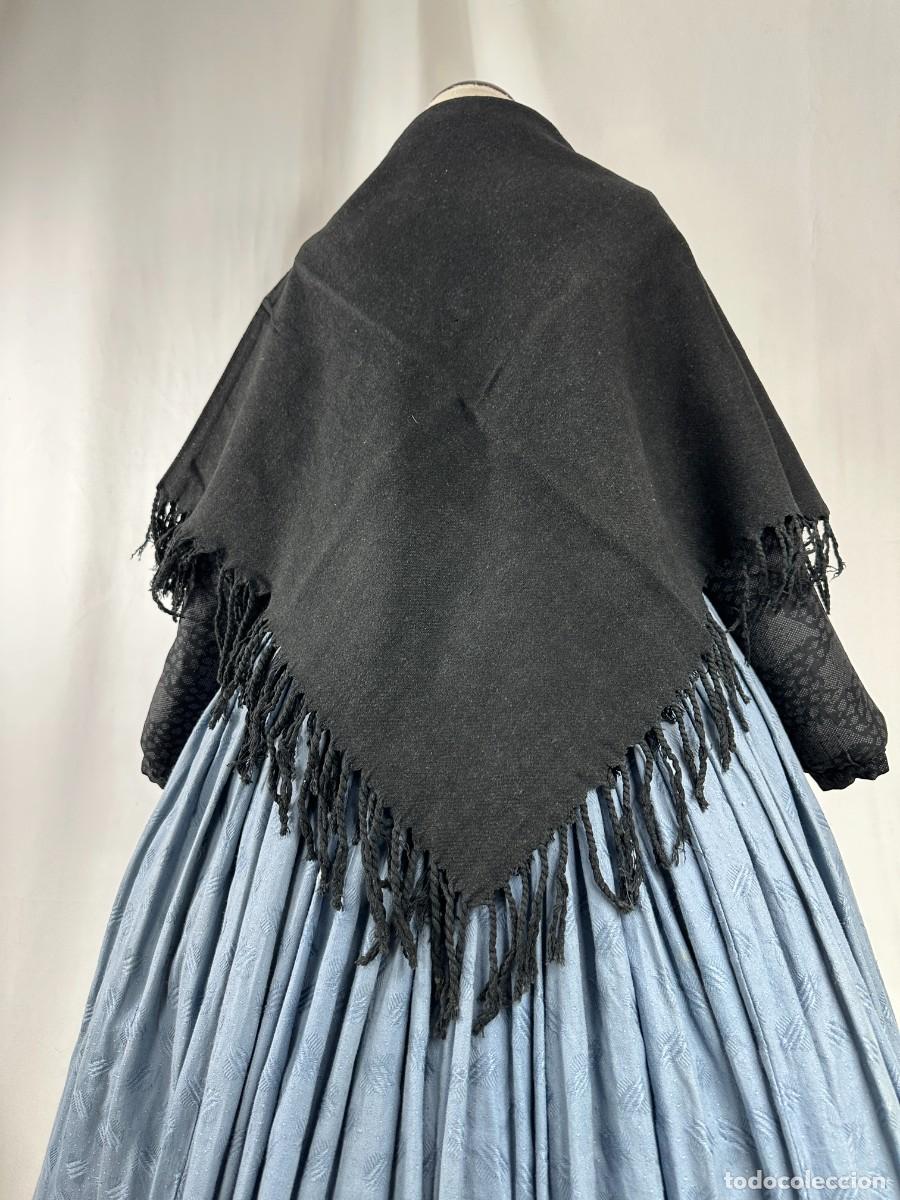 Antig&uuml;edades: Antiguo mant&oacute;n de merino liso - Foto 1