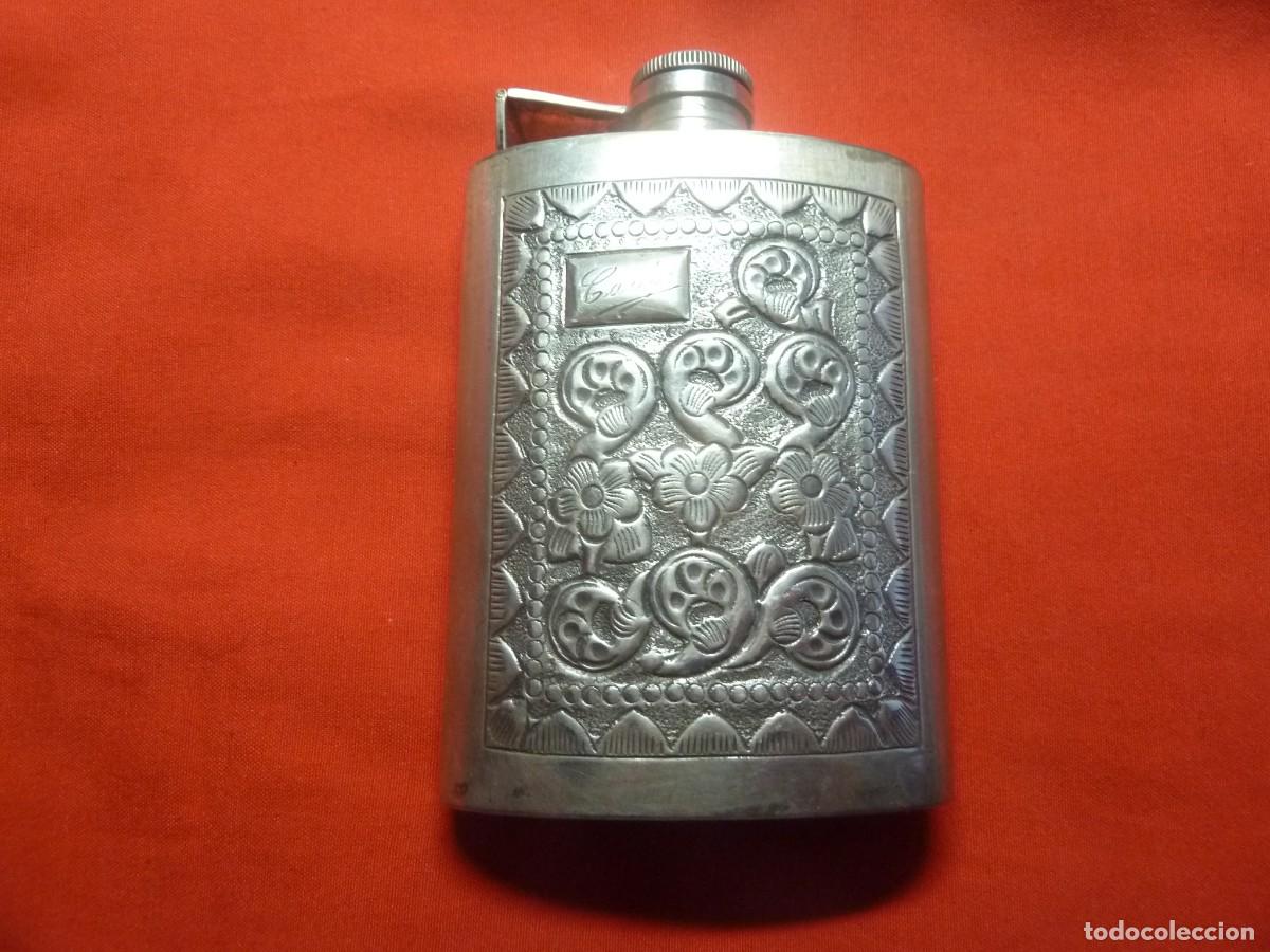 Antig&uuml;edades: PETACA DE LICOR EN PLATA 106 gr. - Foto 2