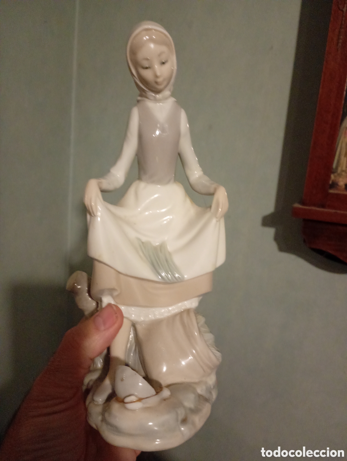 Antig&uuml;edades: FIGURA EN PORCELANA LLADR&Oacute; - Foto 1