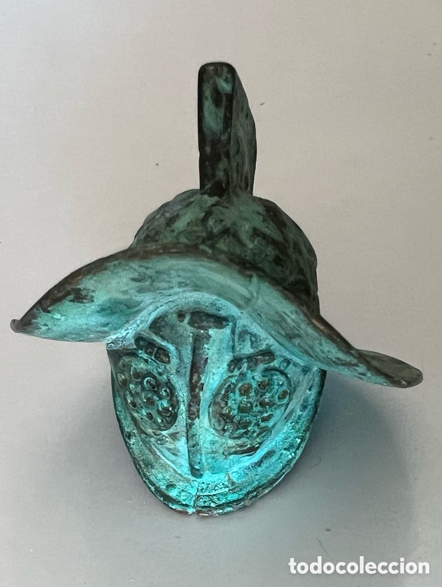 Antig&uuml;edades: Casco de bronce de gladiador de Pompeya - Foto 3