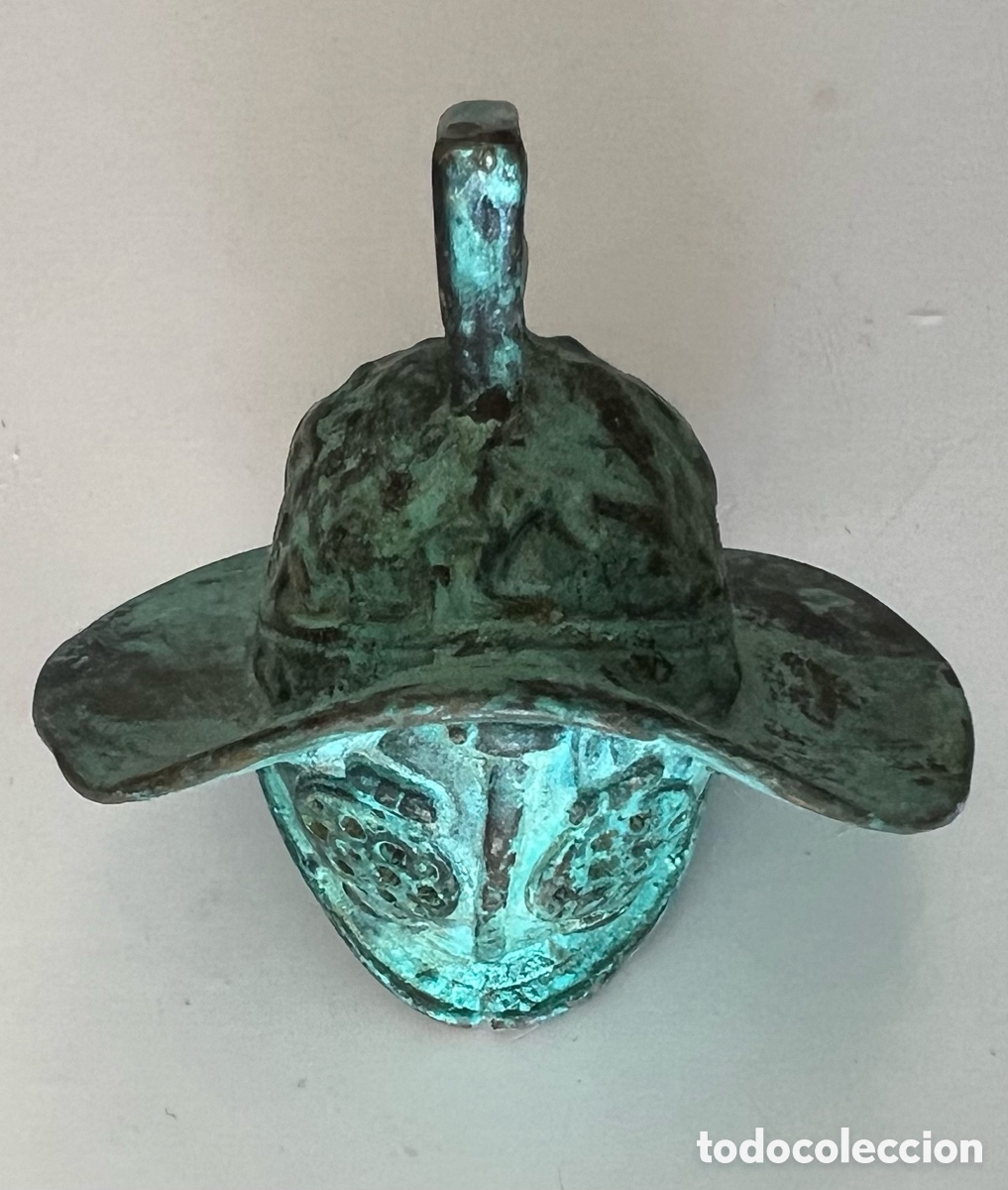 Antig&uuml;edades: Casco de bronce de gladiador de Pompeya - Foto 6