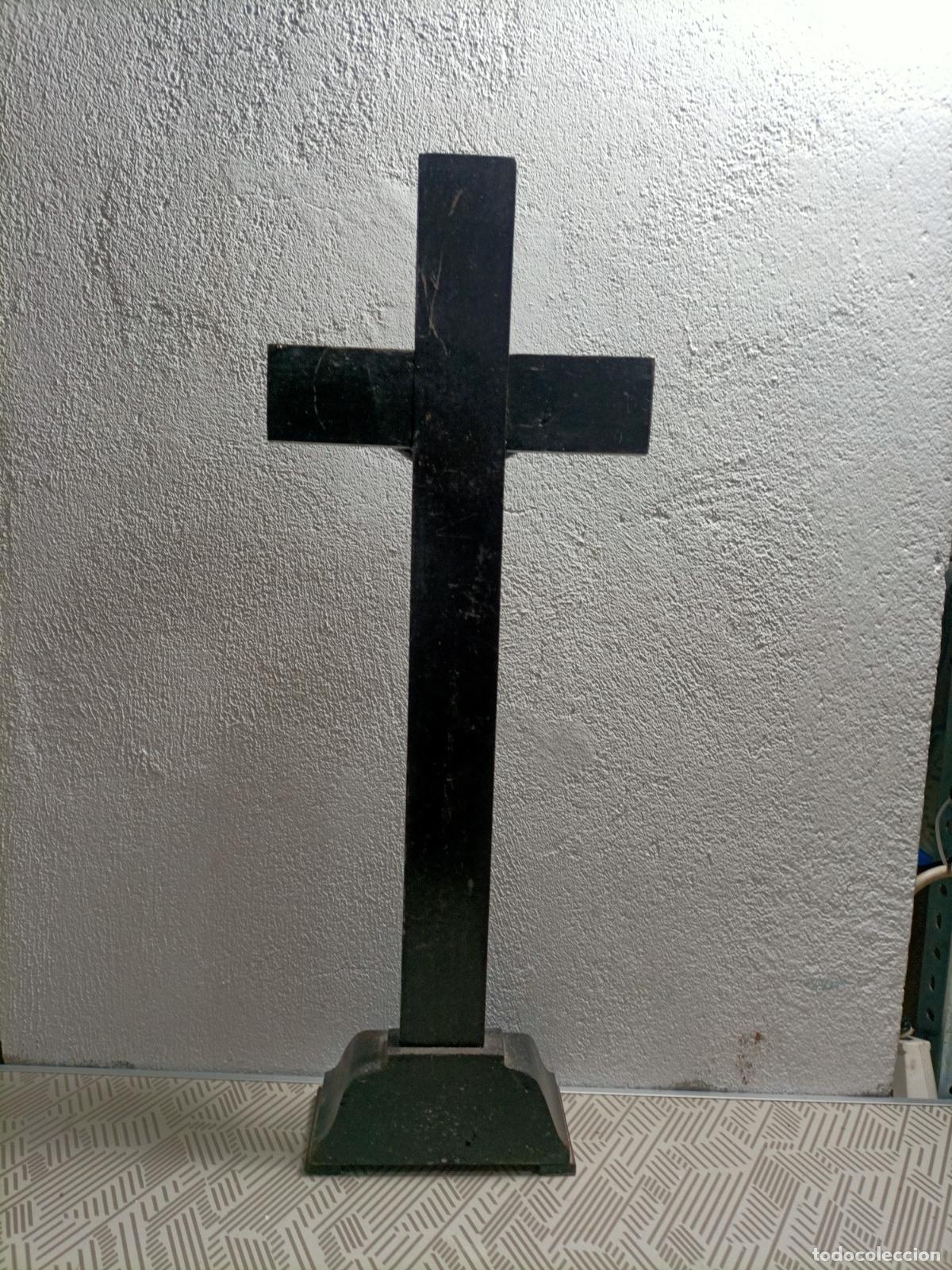 Antig&uuml;edades: Antiguo crucifijo de sobre mesa - Foto 3