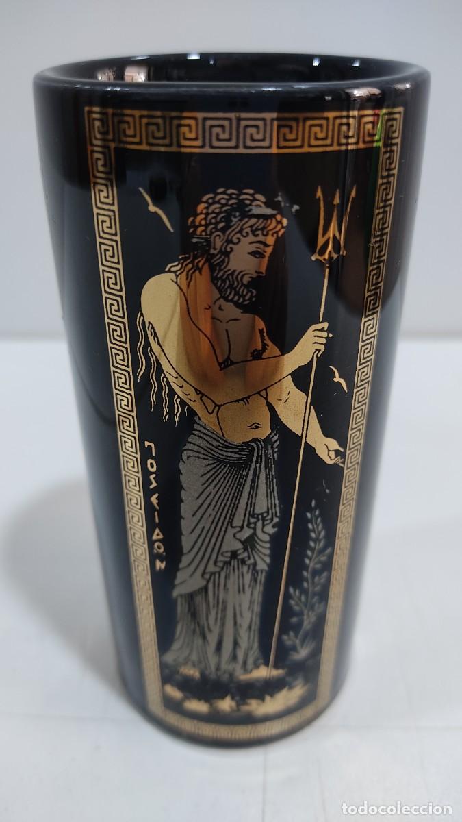Oggetti Antichi: 899 PEQUE&Ntilde;O JARRONCITO DE CERAMICA, DECORADO A MANO EN GRECIA, CON ORO DE 24 KILATES, A&Ntilde;OS 70/80