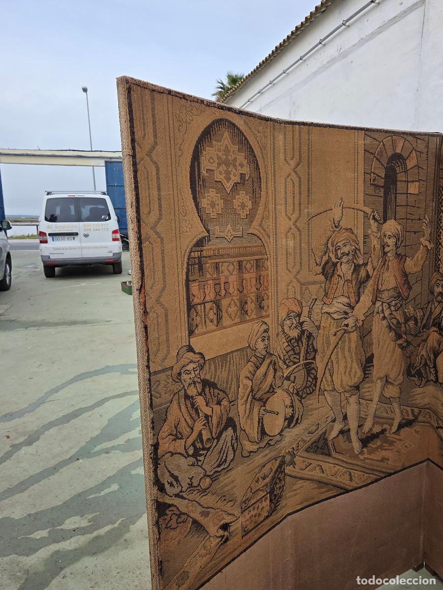 Antig&uuml;edades: biombo con tapiz antiguo - Foto 2