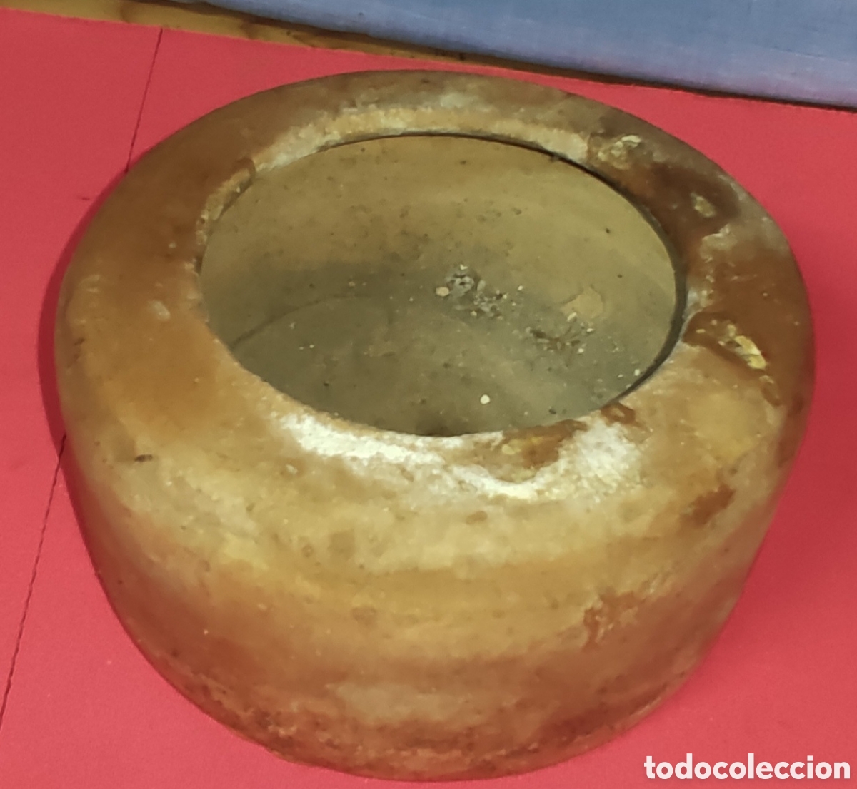 Antig&uuml;edades: Antiguo bebedero de barro - Foto 1