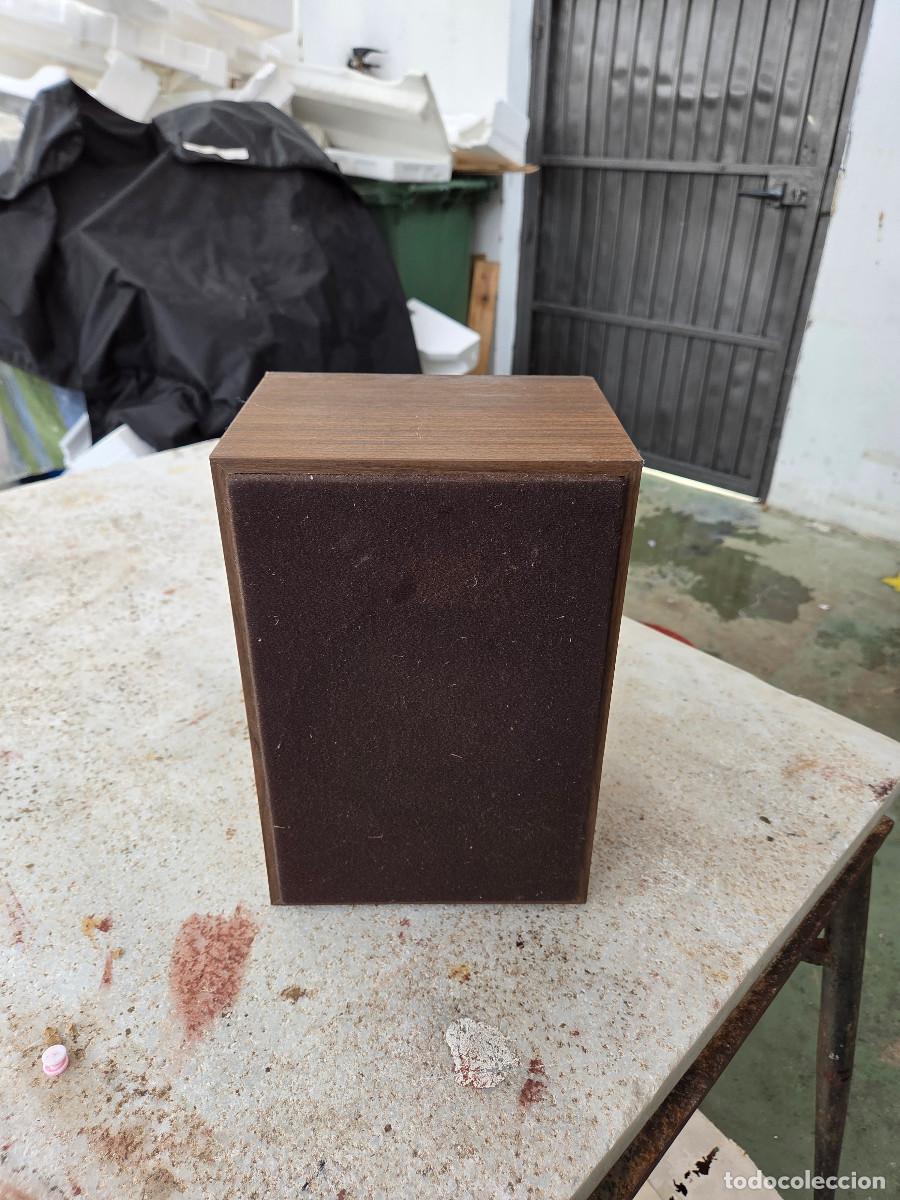 Antig&uuml;edades: altavoz de madera vintage - Foto 1