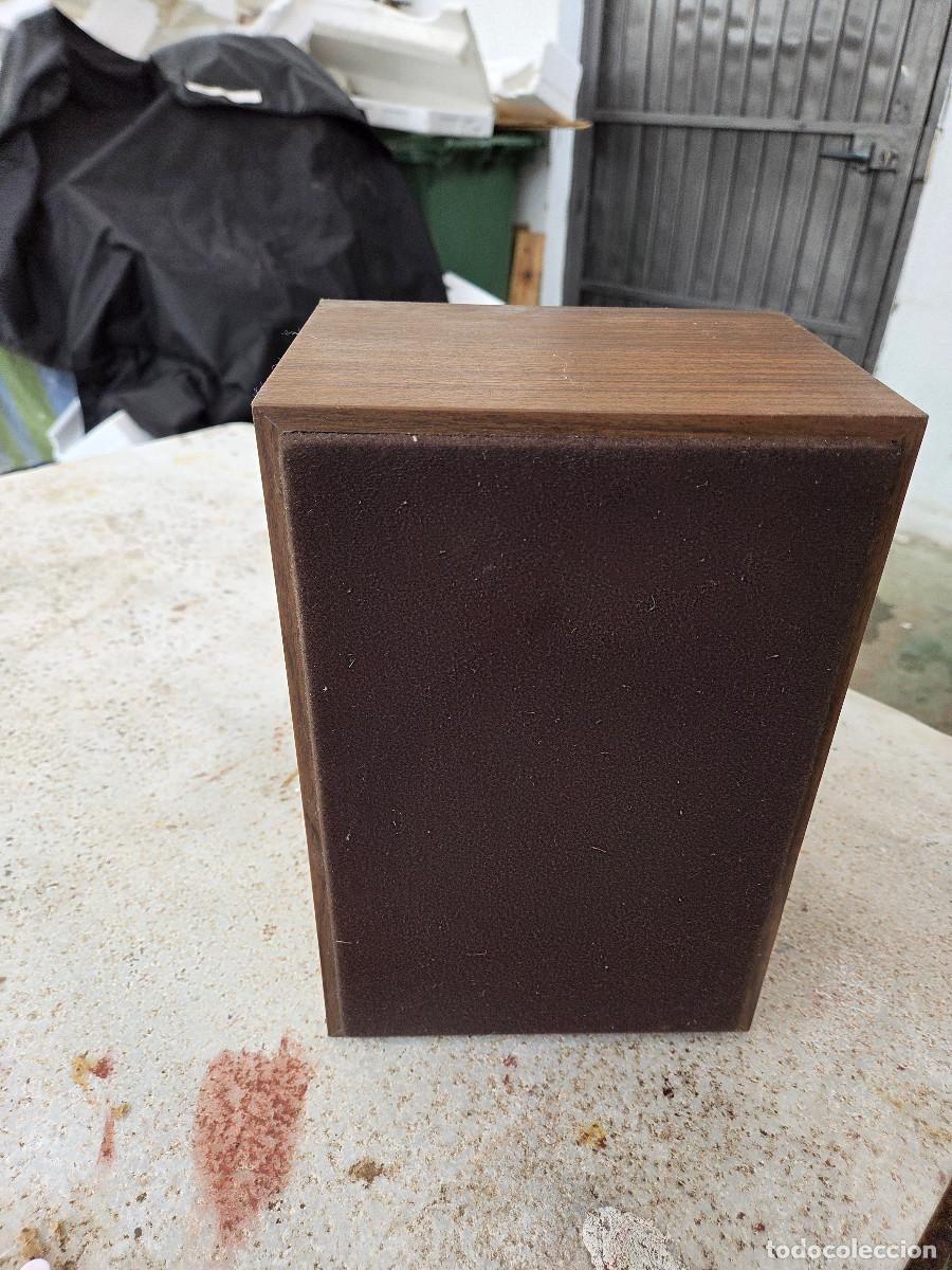 Antig&uuml;edades: altavoz de madera vintage - Foto 2