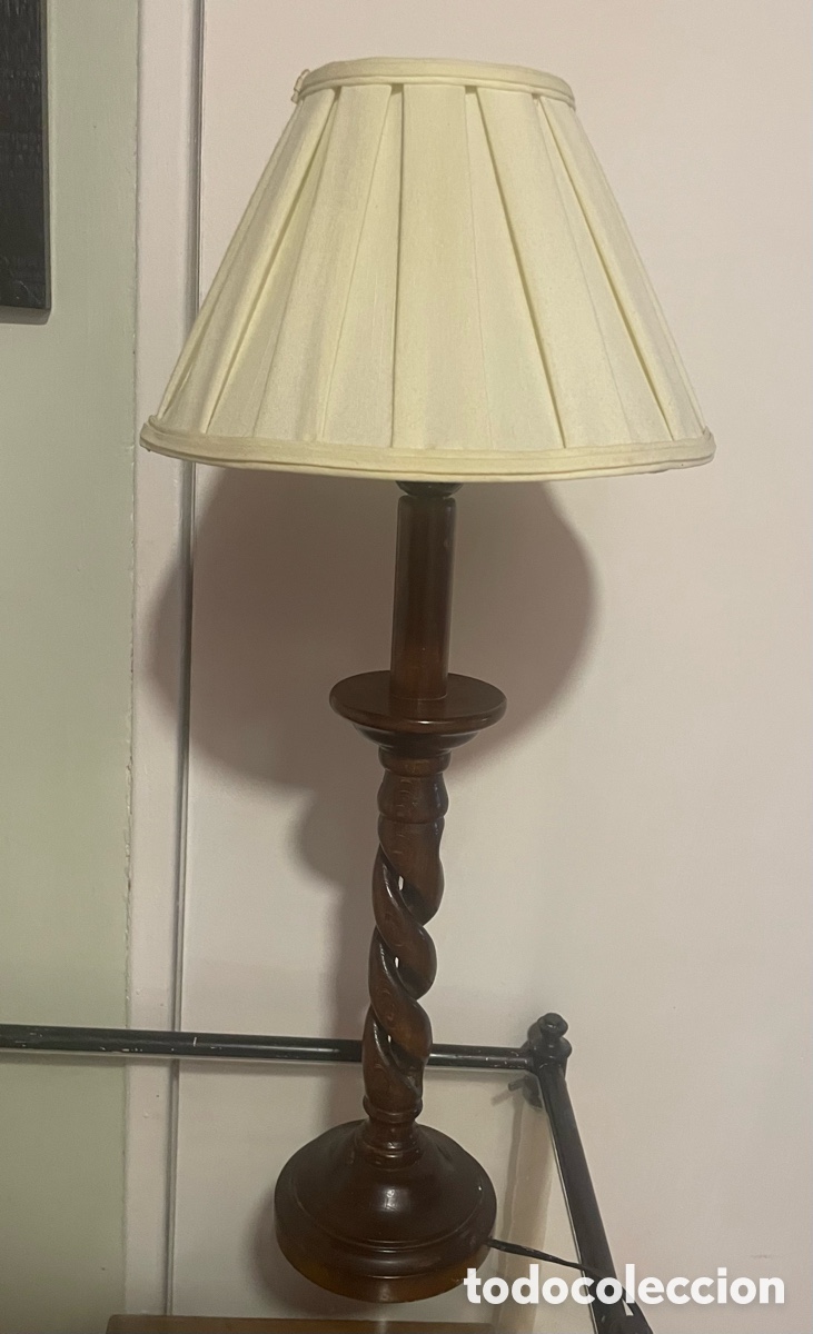 Antig&uuml;edades: L&aacute;mpara con tulipa de madera torneada - Foto 7