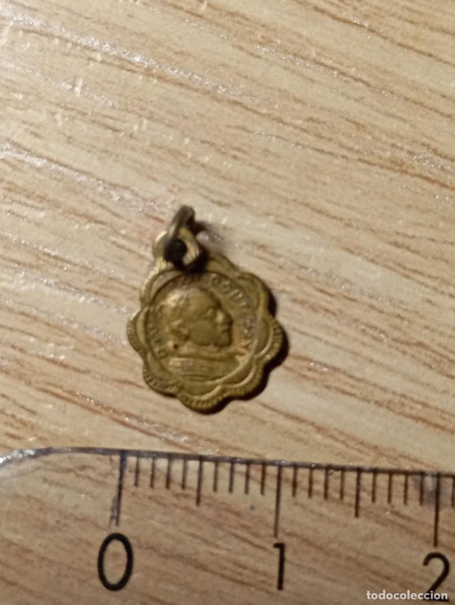 Antig&uuml;edades: Medalla religiosa de Pio XII - Foto 3