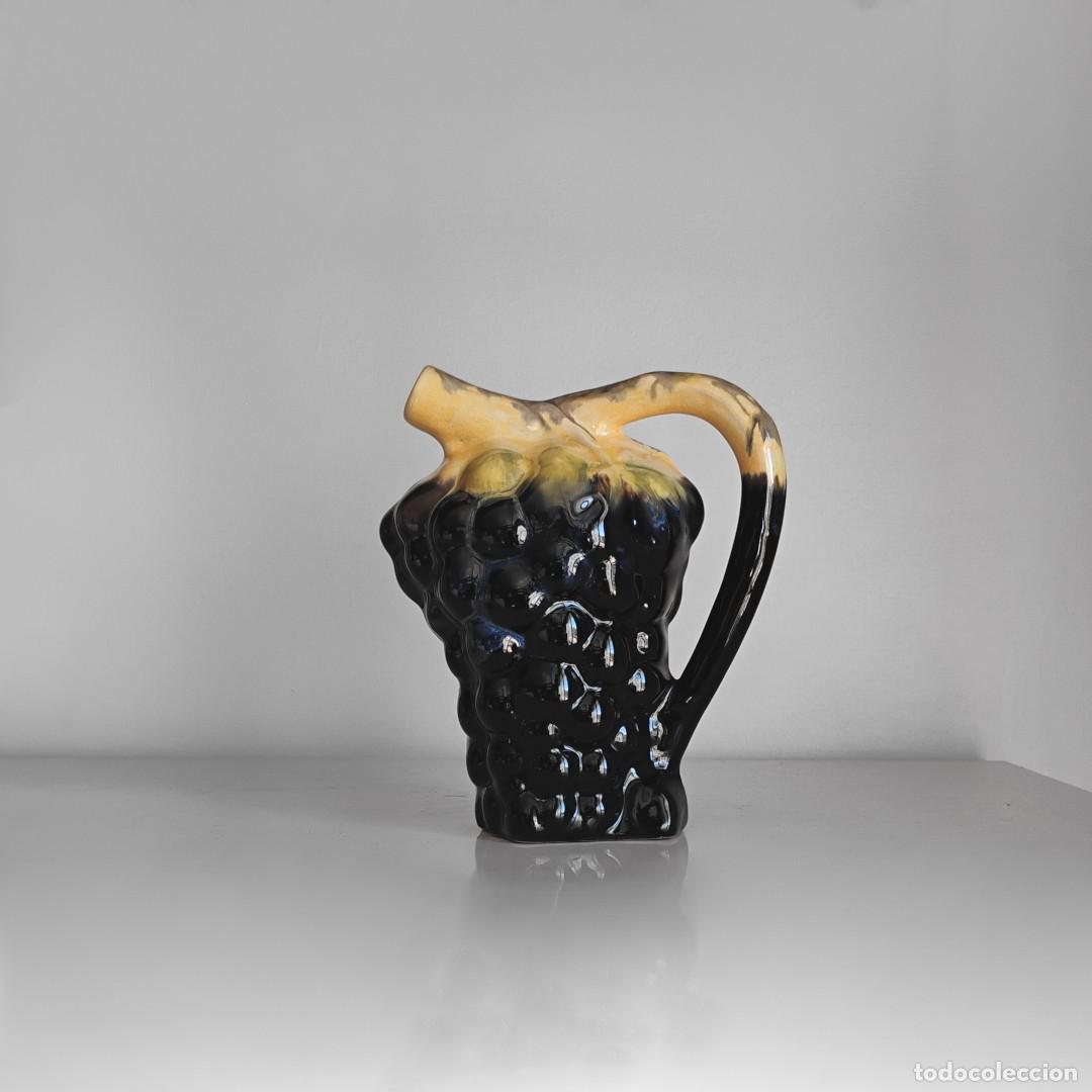 Antig&uuml;edades: JARRA DE CERAMICA CON FORMA DE RACIMO DE UVAS - Foto 1