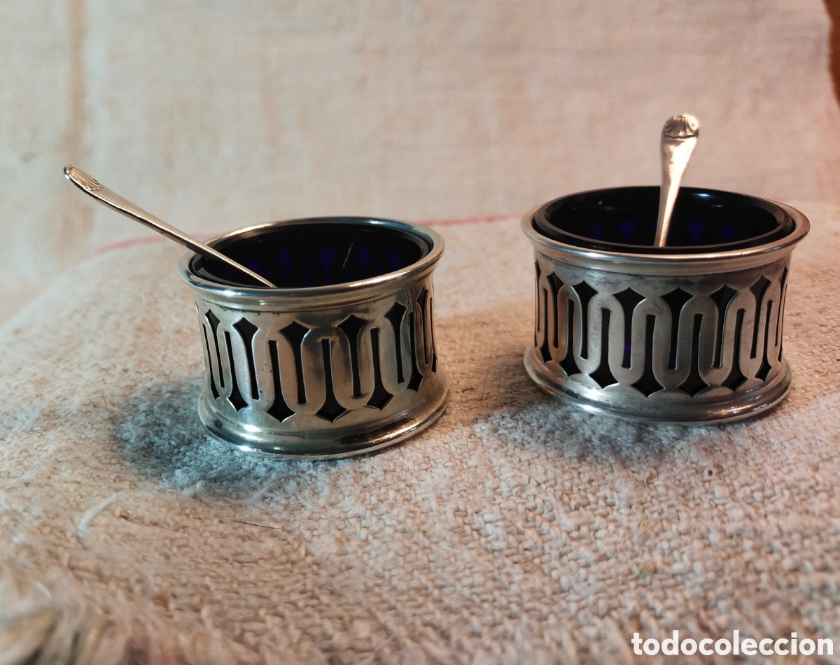 Antig&uuml;edades: Pareja de especieros de plata con contrastes - Foto 1