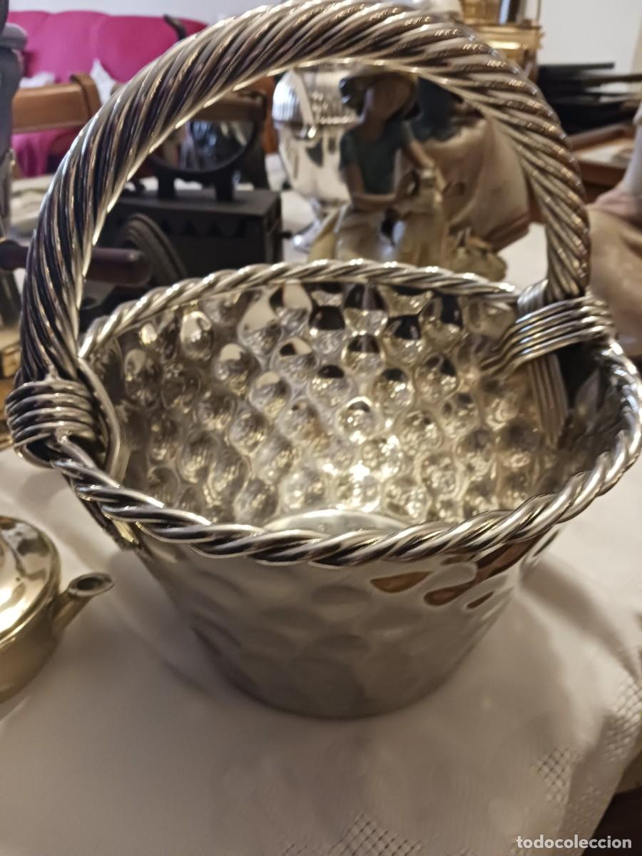 Antig&uuml;edades: Cesta de Alpaca de dise&ntilde;o. - Foto 2