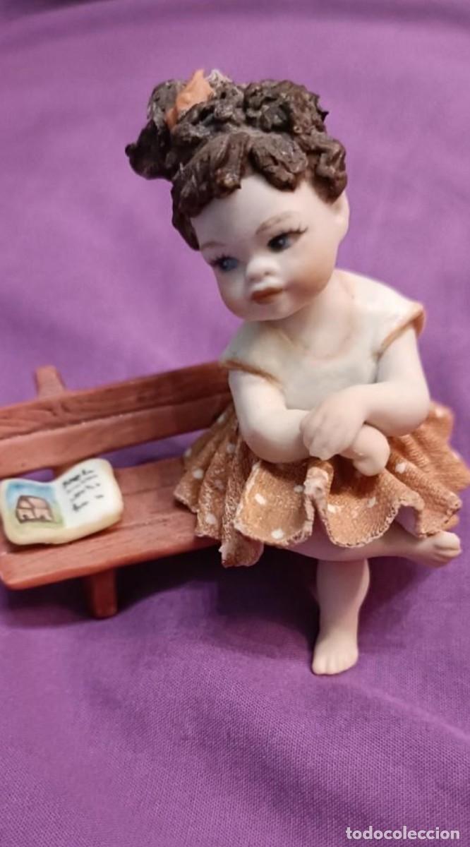 Antig&uuml;edades: Figura ni&ntilde;a tipo Biscuit - Foto 1