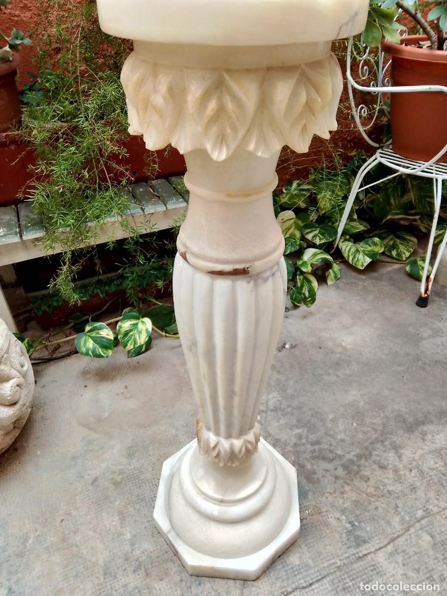 Antig&uuml;edades: pedestal y macetero de albastro- - Foto 3