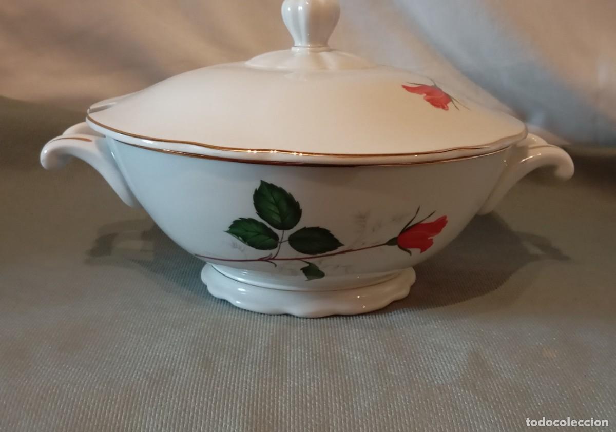 Antig&uuml;edades: Sopera de porcelana con rosas. Cislago. - Foto 2