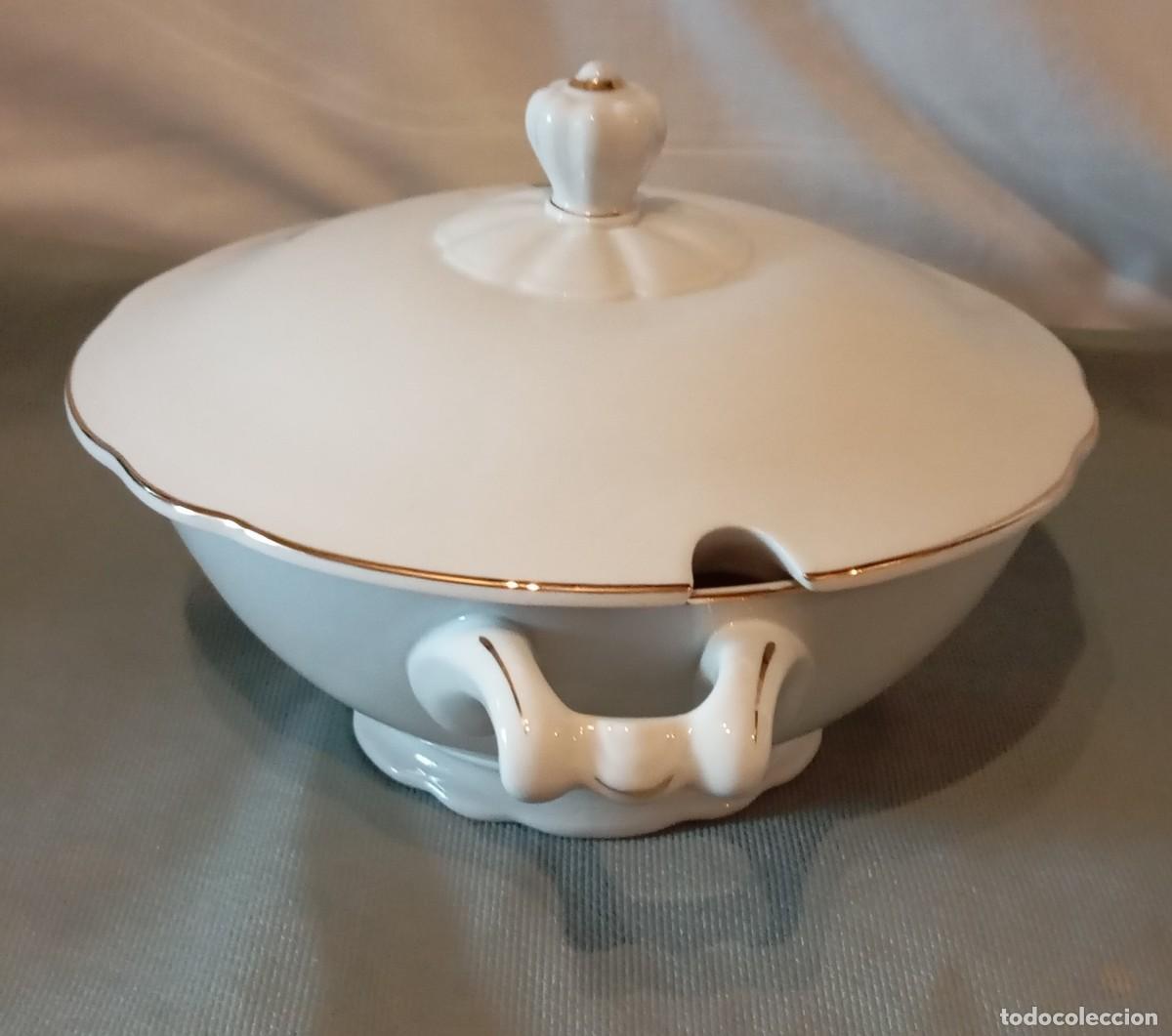 Antig&uuml;edades: Sopera de porcelana con rosas. Cislago. - Foto 6