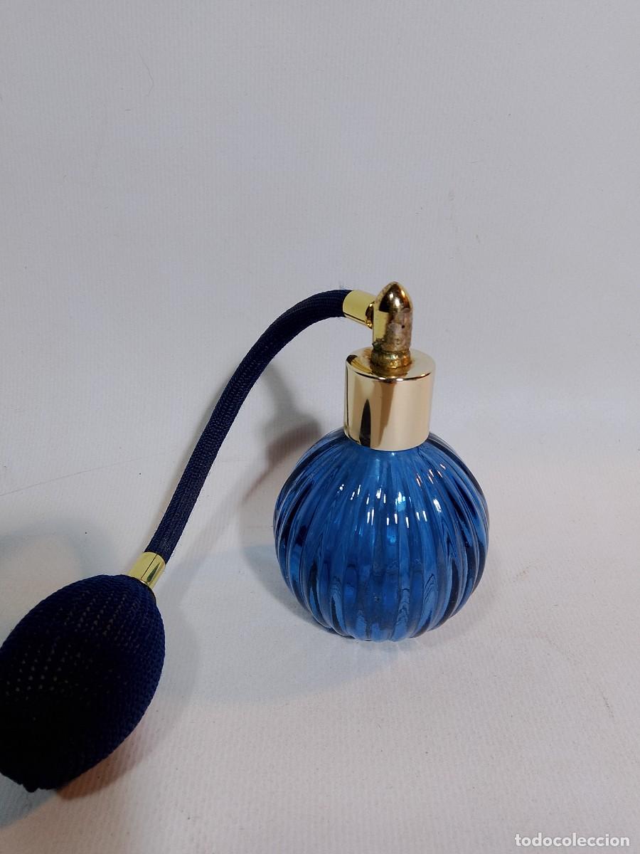 Antig&uuml;edades: antiguo perfumero de cristal - Foto 1