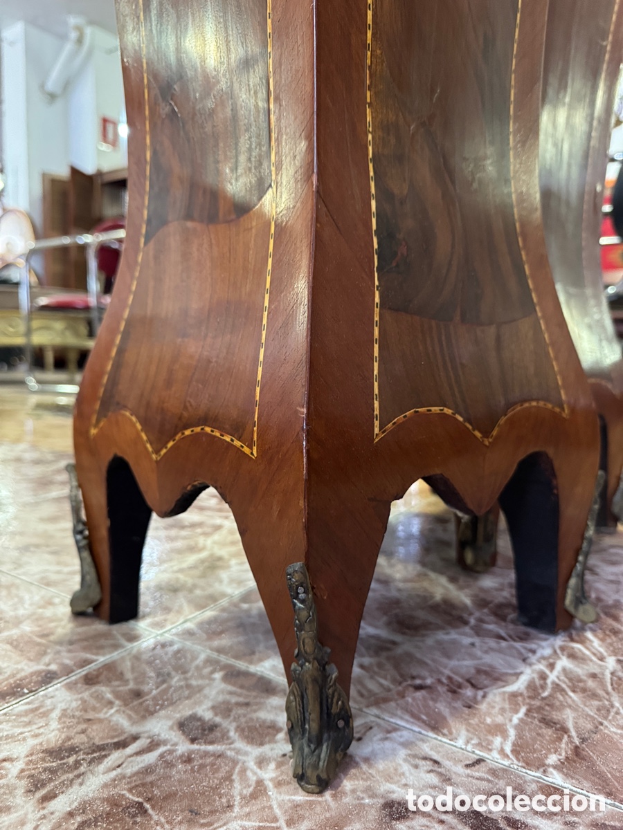 Antig&uuml;edades: Pareja de columnas con marqueter&iacute;a y bronce - Foto 4