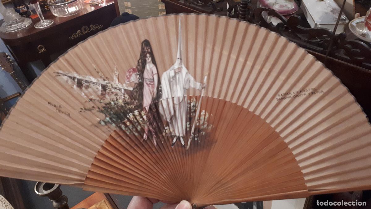 Antig&uuml;edades: ABANICO DE SEMANA SANTA DE SEVILLA - Foto 1