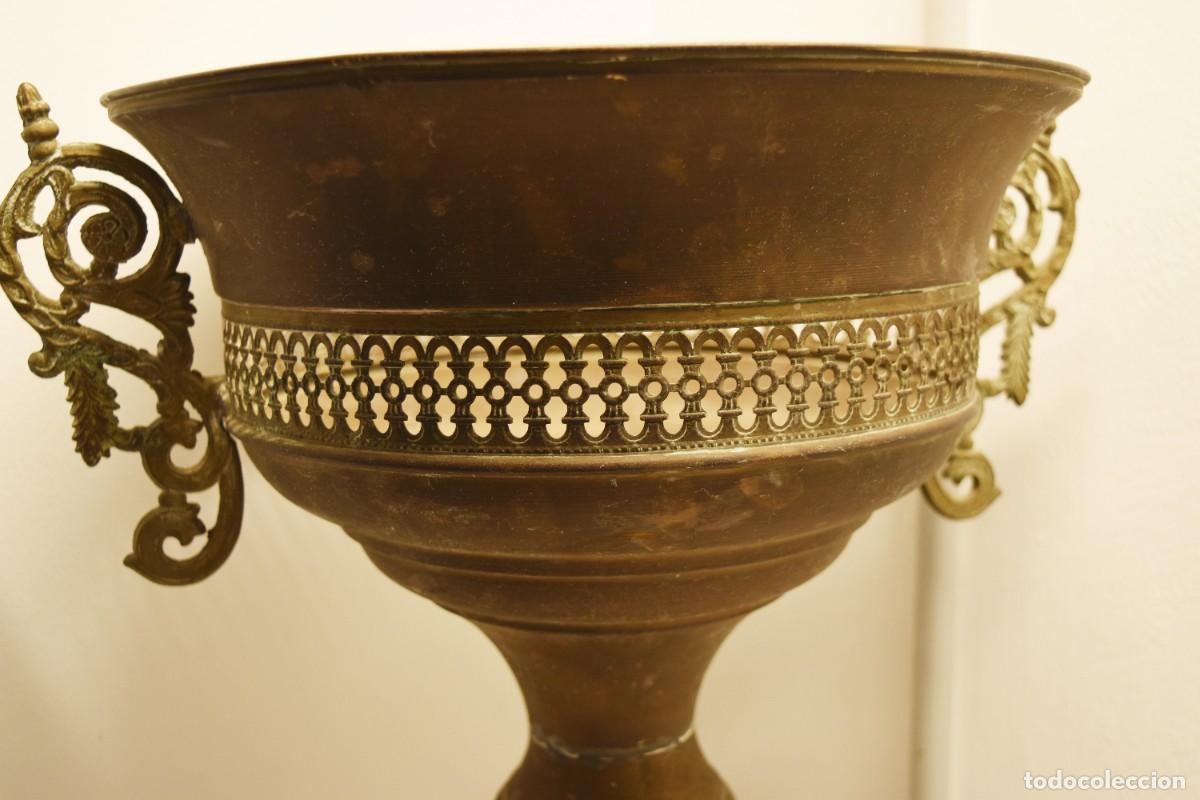 Antig&uuml;edades: Copa ornamental jardinera - 51 cm - Foto 7