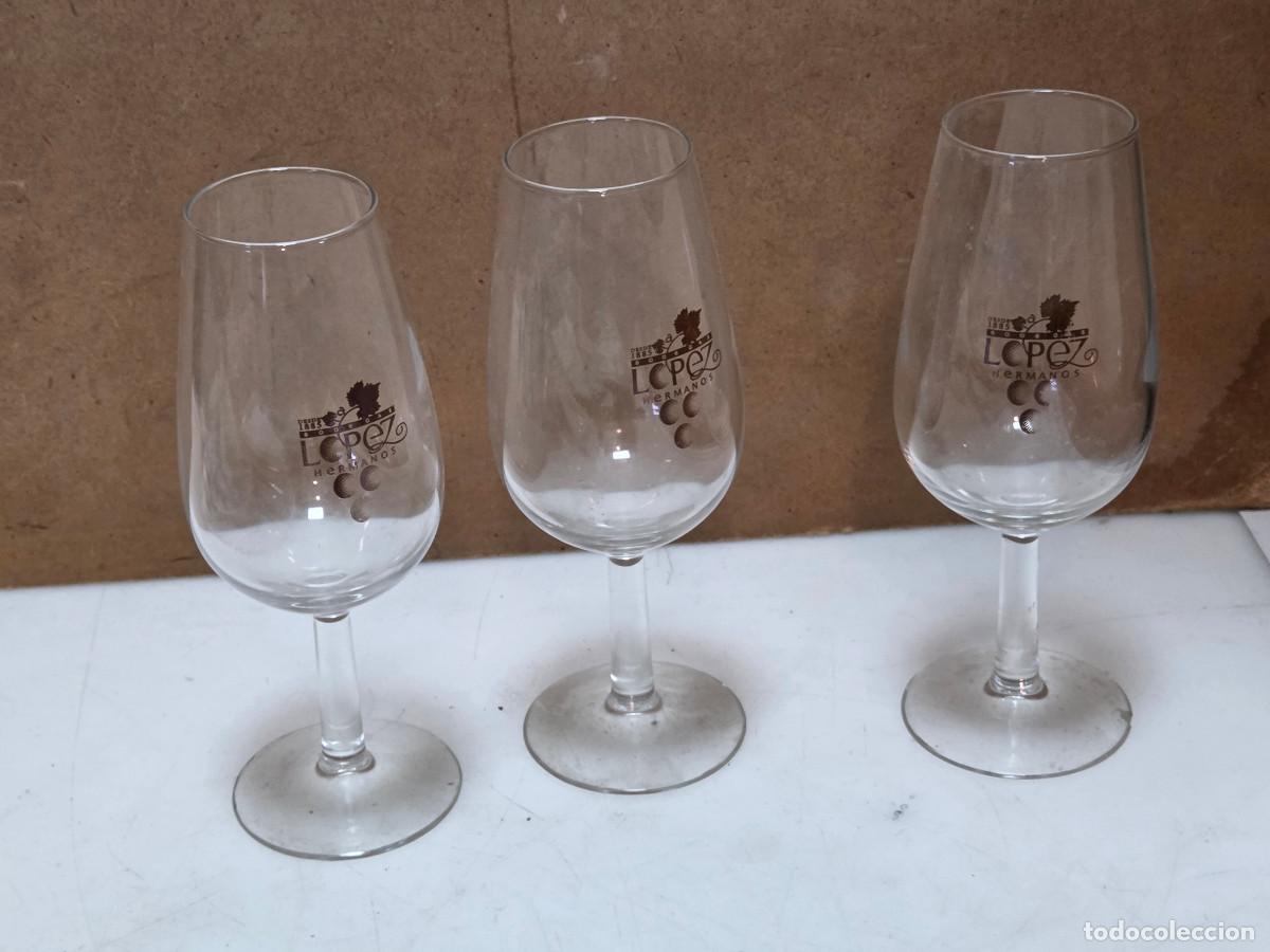 Antig&uuml;edades: 3 copas de cristal vintage - Foto 1