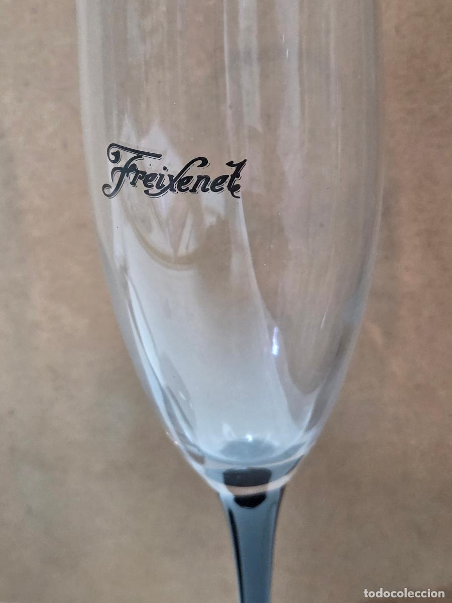 Antig&uuml;edades: 2 copas de cristal Freixenet - Foto 3